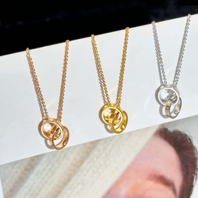 ?新品? ?卡地亚Cartier LOVE系列 光面双环项链 ?