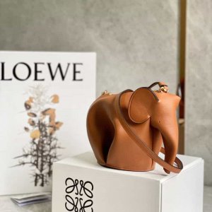 Loewe罗意威 Elephant肩挎小象包 0192棕色