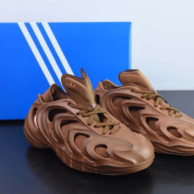 阿迪达斯/Adidas 阿迪跑鞋 泥土 货号：GY0064