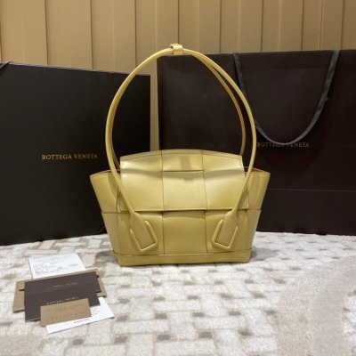 Bottega Veneta The Arco 33 BAG 575943木薯色