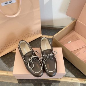 Miu*M*u||缪缪2024蝴蝶结系带帆船平底乐福鞋