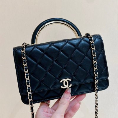 CHANEL 22A 高级手工坊系列手柄woc发财包 AP2844黑色