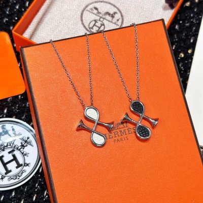 ?新品? ?HERMES爱马仕Cor H小喇叭项链 ?