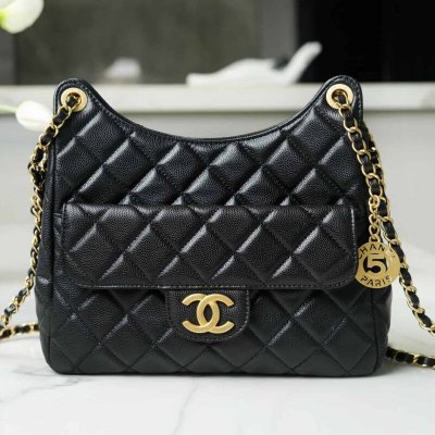 CHANEL 23??早春度假系列 天猫精灵 球纹 中号 AS3690