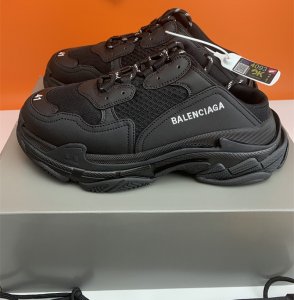 Bal*enciaga 巴黎世家 半拖老爹鞋 黑色
