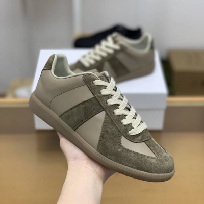 Ma*isonMa*rgiela 以啡色皮革和绒面革男女款德训鞋