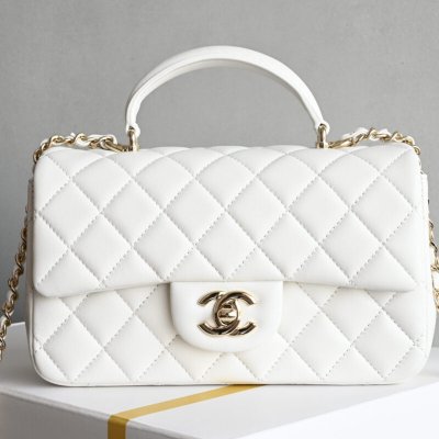 CHANEL 25P ????????口盖包手提手腕 AS2431白色