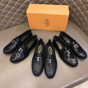 Tod’s/托德斯 进口开边珠牛皮新款男士休闲皮鞋