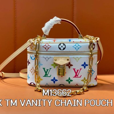 【原单精品】M13662白彩 链条包化妆包 LV X TM VANITY CHAIN POUCH 手袋