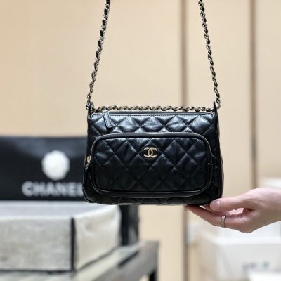 CHANEL 25C Cruise相机包 AP4349