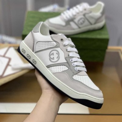 Gucci古驰 采用拼色牛皮，融入标志性元素男款休闲鞋