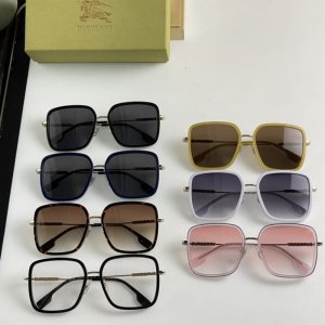 Burberry巴宝莉方框女士太阳眼镜