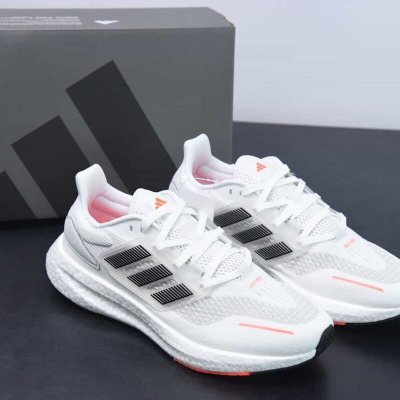 阿迪达斯 ADIDAS 超弹跑步系列 PUREBOOST 22 男女鞋新款稳定排汗减震回弹防滑耐磨跑步运动鞋跑步鞋货号：IG09