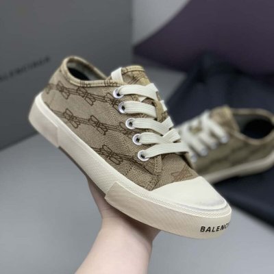 BALENCIAGA巴黎世家 Paris情侣款帆布鞋