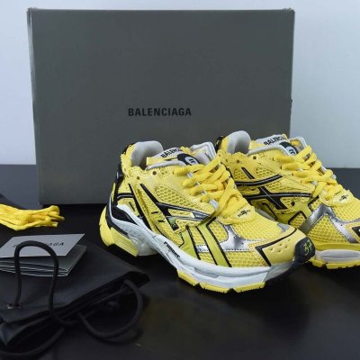 巴黎世家BALENCIAGA Runner 7.0 Sneaker”Green/White/Black”