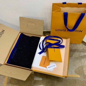 LV路易威登100%羊毛Monogram Eclipse 男士围巾 LV路易威登100%羊毛Monogram Eclipse 男士围巾